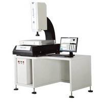 Mesin Pengukur Video CNC VMC Merek YIHUI Garansi 1 Tahun Akurasi Tinggi Rentang Pengukuran 300*200mm Exy <= (2.8+L/200)um