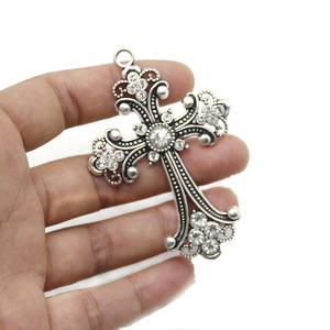Colgante de cruz de metal vintage de 4.8x7cm, aleación chapada con pedrería brillante para la fabricación de collares, accesorios de joyería estilo europeo - Product Image 3