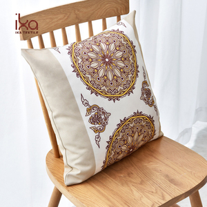 Custom Logo Rectangular <strong>Plastic</strong> Hotel Dining <strong>Table</strong> Luxury Floral Woven <strong>Clothes</strong> for Promotional Use - Product Image 4