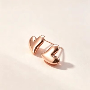 Boucles d'oreilles clous en acier inoxydable, forme cœur irrégulier et perle, pour femme, bijoux minimalistes pour piercing d'oreille, étanches, anti-allergiques, usage quotidien - Product Image 6