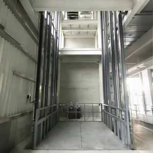 <span class=keywords><strong>Ascenseur</strong></span> de fret en acier industriel Capacité de charge de 1000 kg à 5000 kg Commande hydraulique à distance pour le levage de marchandises dans les bâtiments commerciaux - Product Image 2