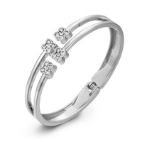Nouveau Bracelet Jonc Fin à Double Couche et Deux Bandes, Motif Trèfle à Quatre Feuilles, Strass, Plaqué Or, à Charnière à Ressort pour Femme