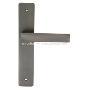 Venta al por mayor de manija de palanca de puerta de aluminio de níquel negro mate en la placa para la decoración del hogar entrada almacén baño cocina USO COMERCIAL - Product Image 1