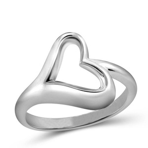 Anello da Donna con Cuore Cavo, Semplice ed Elegante, Gioiello Quotidiano - Product Image 6