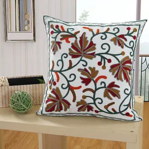 Amity Hot Selling Flower Embroidered Pillow Cover Nation Style Sofa Living Room Office Cushion Cover