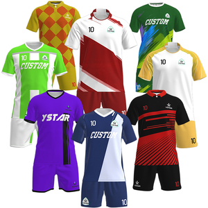 <span class=keywords><strong>Camiseta</strong></span> Retro Personalizada Versión Aficionados del Club Madrids 2024 para Fútbol - Product Image 1
