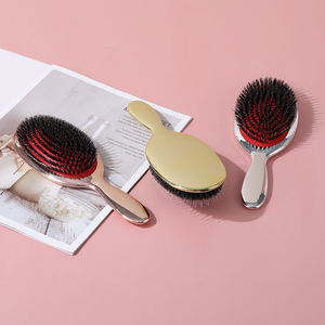 Cepillo de paleta de cerdas de jabalí natural para desenredar con logotipo personalizado, cepillo de pelo ondulado de Salón Dorado galvanoplastia para masaje del cuero cabelludo - Product Image 5