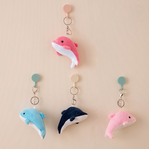 Porte-clés en peluche super doux personnalisable en forme de <span class=keywords><strong>dauphin</strong></span> de haute qualité, accessoires de sac, adorables petits animaux en peluche pour aquarium - Product Image 3