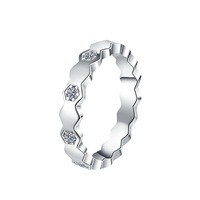 Bague de mariage empilable en argent sterling S925 avec moissanite VVS1 en forme de vague et sertissage clos, certifiée GRA, pour femme