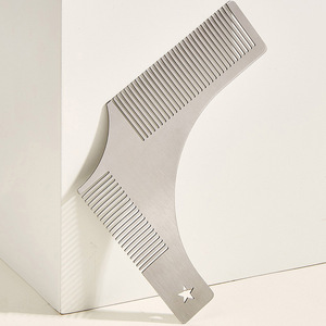 Peigne à barbe en acier inoxydable, outil de toilettage portable à double face pour le coiffage de la barbe et des pattes d'ourson des hommes - Product Image 4
