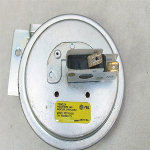 مفتاح ضغط الهواء الأصلي الجديد TRIDELTA FS6110324 طراز HK06WC072 وحدة تحكم برمجة PLC - Product Image 1