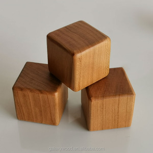 ลูกบาศก์ไม้เชอร์รี่ธรรมชาติทรงกลม ขนาด 3.8 ซม. ขายส่งแบบกำหนดเองได้ - Product Image 5