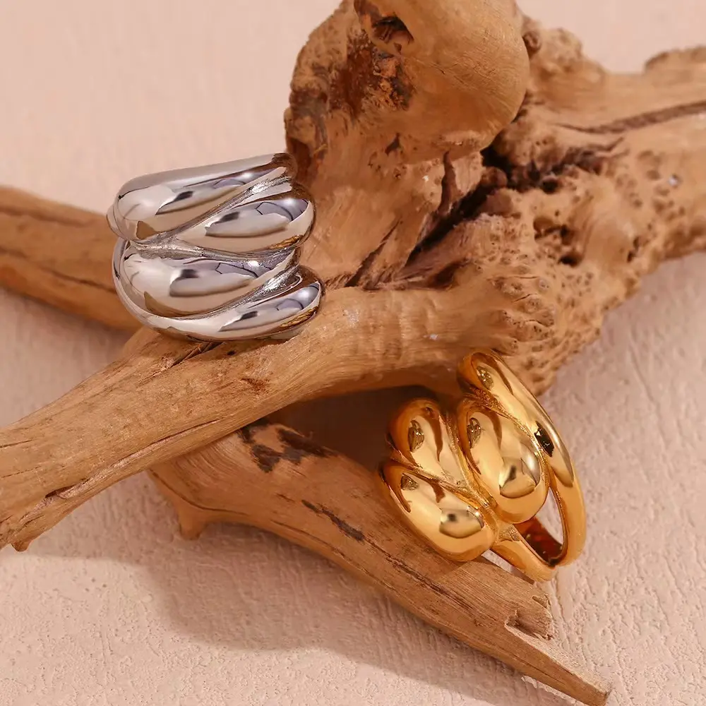 Stile europeo e americano 18K oro goccia d'acqua onda-anello ad incastro in acciaio inox placcato bracciali per uso gioielli