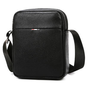 Nueva tendencia de moda para hombre, bandolera de un solo hombro, gran capacidad, impermeable, con forro de poliéster, cierre de cremallera - Product Image 1