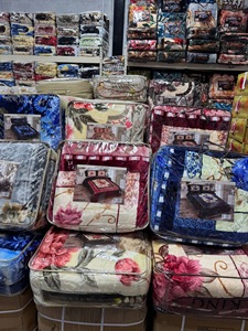 高級ラッシェル毛布4点セット 厚手冬用フリースミンク毛布 韓国風花柄エンボス寝具セット - Product Image 3