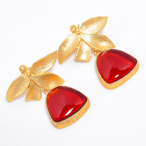 Boucles d'oreilles en laiton plaqué or 14 carats faites à la main fabricant de pierres précieuses en laiton bijoux de mode uniques bijoux en laiton personnalisés exportateur de bijoux - Product Image 3