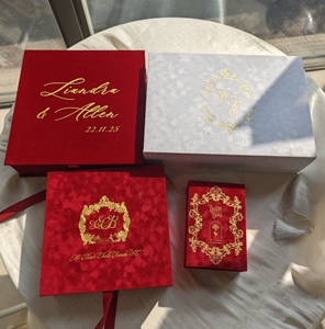 Cajas de Regalo Magnéticas Plegables Cubiertas de Terciopelo de Tamaño Personalizado para Joyería, Cajas de Regalo de Gamuza para Negocios VIP - Product Image 4