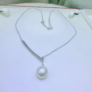 สร้อยคอมุกน้ำจืดทรงกลมขนาด 11-12 มม. แทบไร้ตำหนิ พร้อมจี้และชาร์มเงินแท้ S925 แบบฝรั่งเศส รูปตัว Y แบบดึงออกได้ ความยาว 48 ซม. - Product Image 2