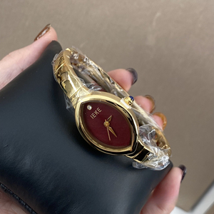 Nouvelle montre à quartz vintage avec bracelet en feuille de saule, élégante, tendance, de haute qualité, pour femmes - Product Image 4