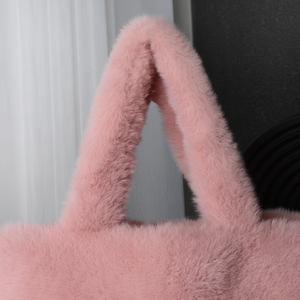 Bolso de mano esponjoso informal de gran capacidad para Otoño Invierno Lindo bolso de felpa dos asas dulces suaves de moda - Product Image 1