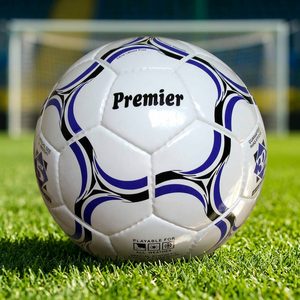 Ballon de football Premier modèle 610 taille 5 en PU, pour usage extérieur toutes saisons, blanc avec motif bleu et noir - Product Image 1