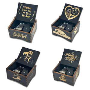 Caja de música portátil de madera de Anime al por mayor caja de música de juguete de Halloween de dibujos animados creativos con manivela automática para niños regalo de feliz cumpleaños - Product Image 1