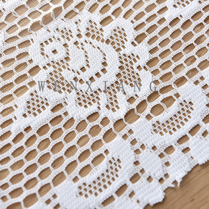 Chemin de table rectangulaire en dentelle brodée 33x114cm, décoration d'intérieur, polyester blanc - Product Image 5