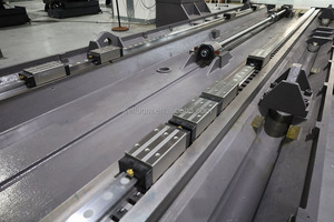 Machining Center &amp; Parts Gantry Machining Center WF-2518 BT50 Siemens Heavy Duty - Product Image 3