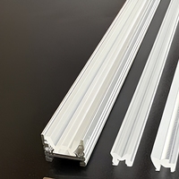 MONA-001 40 ° +90 °   Diffuseur PMMA pour lentille LED à angle de faisceau étalé, pour profilé d'éclairage linéaire de meuble ou d'étagère