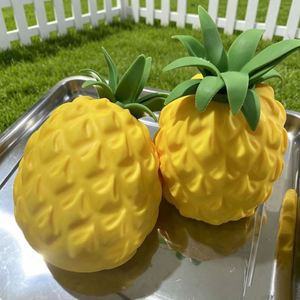 Nouveauté 2026 : Jouets Squishy en Forme de Légumes et Fruits – Cadeau Anti-Stress Sensoriel pour Enfants – Jouets à Presser Simulant des Fruits et des Aliments - Product Image 3