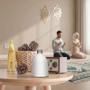 Equantu SQ102 Plus Haut-parleur Coran à brancher sur prise murale, contrôle par application, 16 récitants, 16 langues, prise directe, veilleuse LED, lecteur Coran - Product Image 1