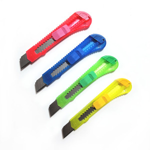 Coltello Multiuso Bestseller, Utensile per Arte e Taglio, Taglierino Manuale per Carta e Apertura Scatole - Product Image 3