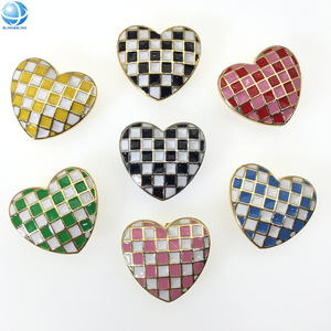Fermagli per Bottoni in Metallo Smaltato a Fantasia a Cuori a Scacchi, Popolari per Abiti da Donna, Ideali come <span class=keywords><strong>Gemelli</strong></span> - Vendita all'Ingrosso - Product Image 4