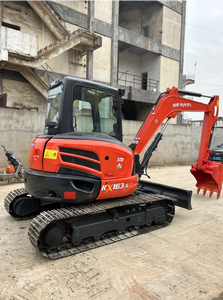 Miniexcavadora Kubota KX163, pluma oscilante de EE. UU., cumplimiento de la EPA, excavadora de orugas usada, peso operativo de 5 toneladas, componentes del núcleo incluidos - Product Image 3