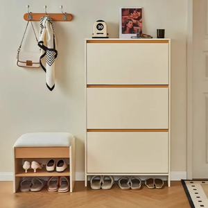 Organisateur de chaussures en bois minimaliste sur mesure, 5 niveaux, design autoportant pour les intérieurs de chambre compactes, meubles gain de place - Product Image 3