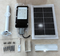 Lámpara de Calle Exterior Impermeable de Alta Calidad de 100W IP65, Alimentada por Energía Solar y CA, con 5 Años de Garantía