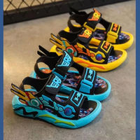 Sandales pour enfants à semelle souple antidérapante, légères en PVC, chaussures de plage pour garçons, sandales décontractées pour enfants, design tendance