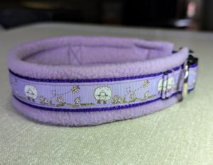 Collier de chien standard avec doublure en polaire large, réglable, lilas, violet, mouton, fleurs - Product Image 2
