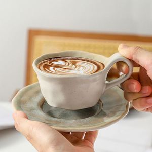 Taza de café de cerámica japonesa con cambio de color y platillo, taza vintage para latte art, taza creativa minimalista para té de la tarde americano - Product Image 3