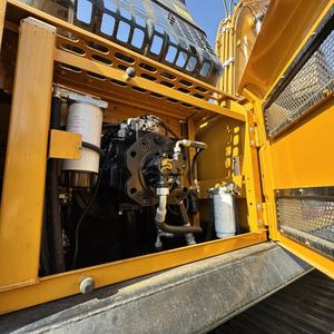 Excavadora de cadenas SANY SY365H de 36T, eficiente, robusta y económica para trabajos agrícolas y de mantenimiento de propiedades. - Product Image 6