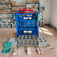 Machine à fabriquer des blocs de qualité industrielle QT4-35, usine de briques en ciment semi-automatique pour une exploitation continue 24h/24 et 7j/7