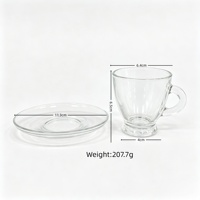 Set Cangkir Kopi dan Piring Kaca Bening 6 Buah Populer dengan Gagang, Mug Teh untuk Espresso Latte dan Peralatan Meja Kafe Rumah