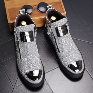 Botas nuevas y brillantes para hombre, zapatos de cuero para estilistas, botines para hombre, zapatos casuales de caña alta. - Product Image 2
