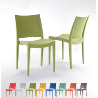 Fabricant de chaises en plastique noir pour adultes directement pour Bazhou Integrated Garden Chivari Chair Chaise de salle à manger