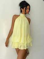 Robe d'été élégante et confortable pour femme, coupe ajustée, dos nu, licol, taille nouée, couleur unie, polyvalente, idéale pour les vacances