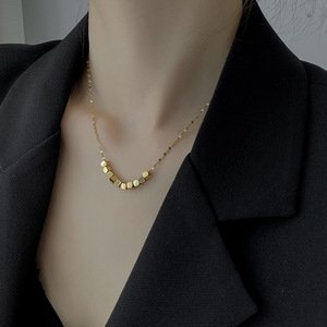 Collier à chaîne en forme <span class=keywords><strong>de</strong></span> Cube carré pour filles, sans vernis, doré, vente en gros, nouvelle collection - Product Image 2