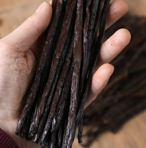 Venda quente Premium Top Grade Baunilha Feijão Gourmet Orgânico Preto Madagascar Feijão De Baunilha Melhor Grau - Product Image 5