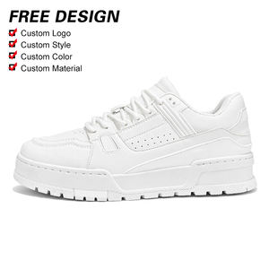 Chaussures montantes blanches personnalisées avec logo pour hommes, baskets de sport tendance, fabricant de baskets sur mesure, petites commandes - Product Image 1