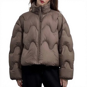 Blouson matelassé marron à col roulé avec fermeture éclair, coupe-vent épais, manteau d'hiver décontracté, coupe ample, longueur courte - Product Image 3