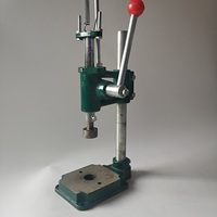 Machine manuelle de sertissage et de scellage de tubes en aluminium pour laboratoire dentaire